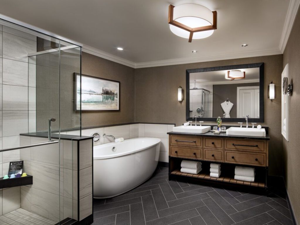 Fairmont Gold, Executive Suite Bathroom