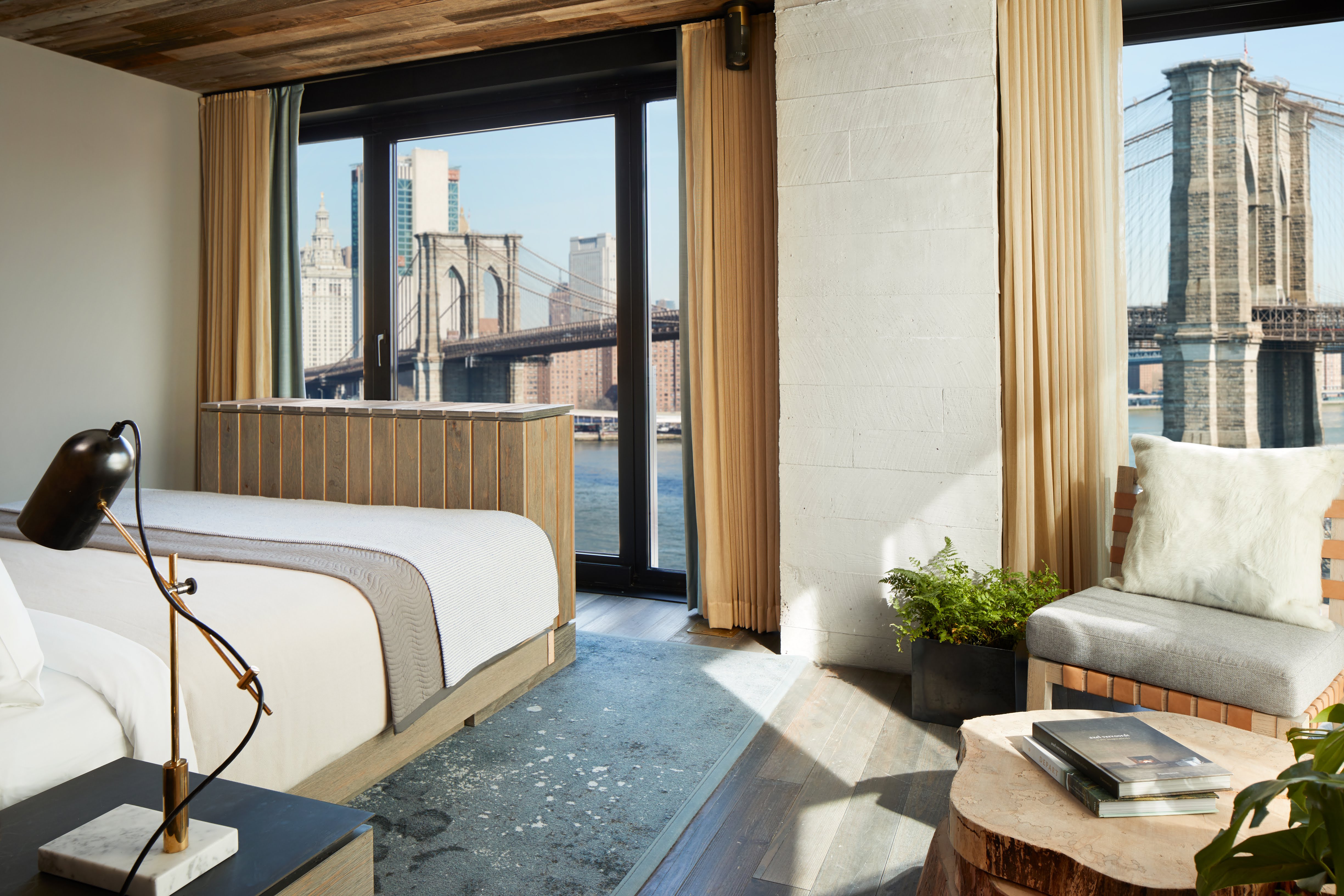 1 Hotel Brooklyn Bridge Bridge King Room - James Baigrie