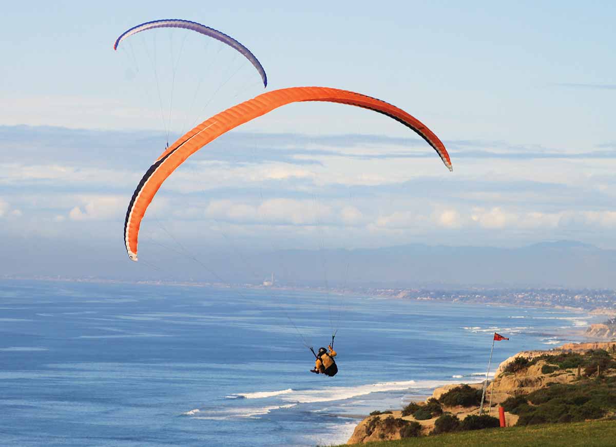 Gliders at Torrey Pines, San Diego