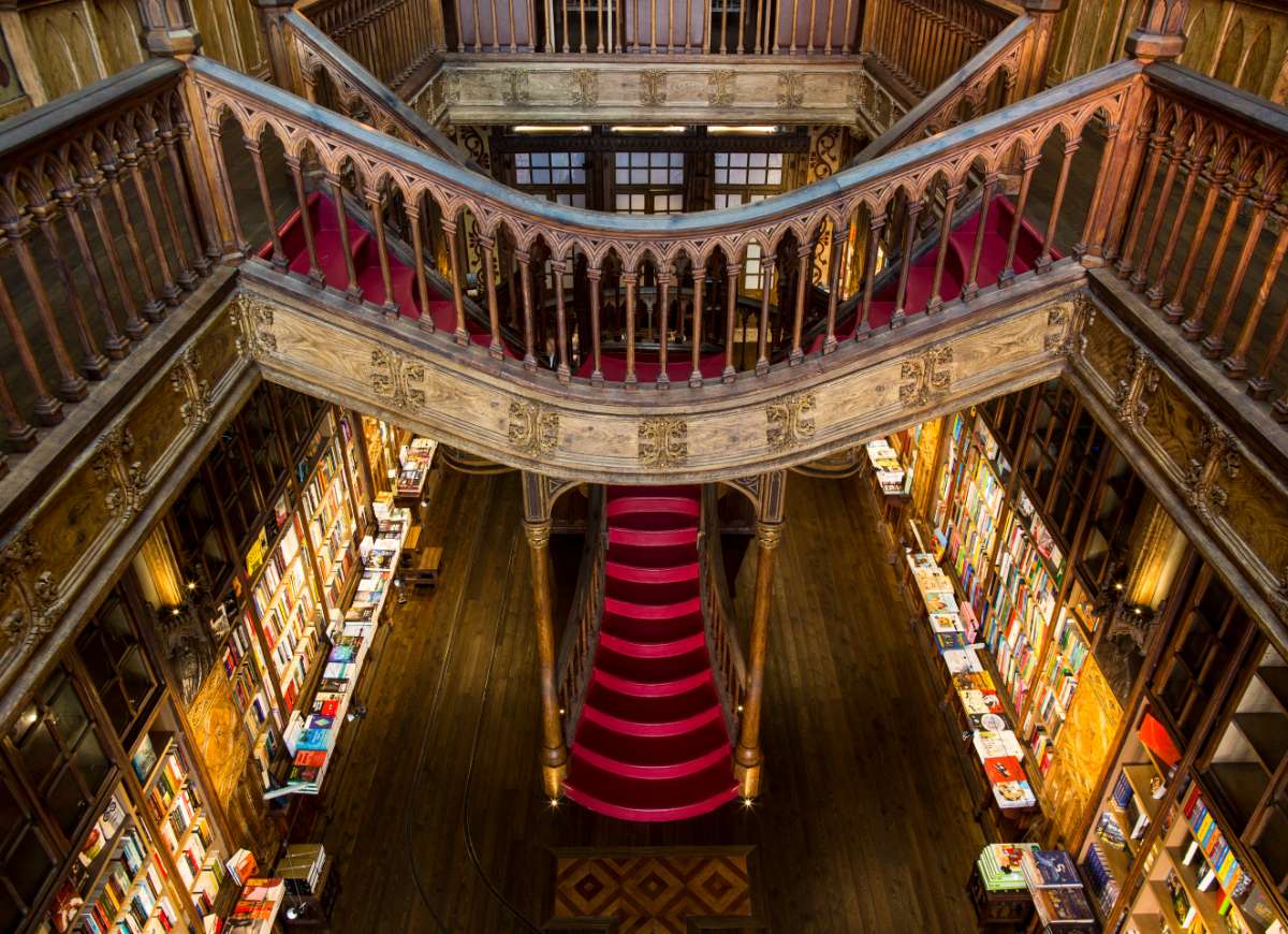 Livario Lello Library