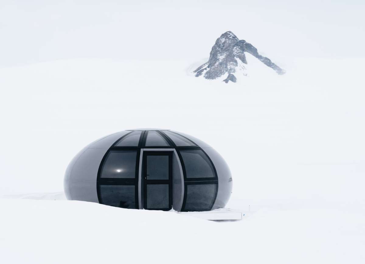 Echo Base, White Desert. Best Luxury Travel