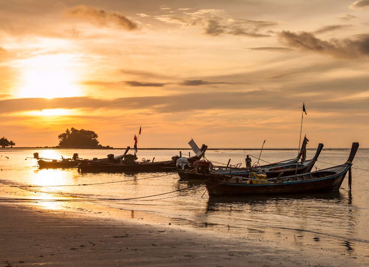 Nai Yang beach at sunrise