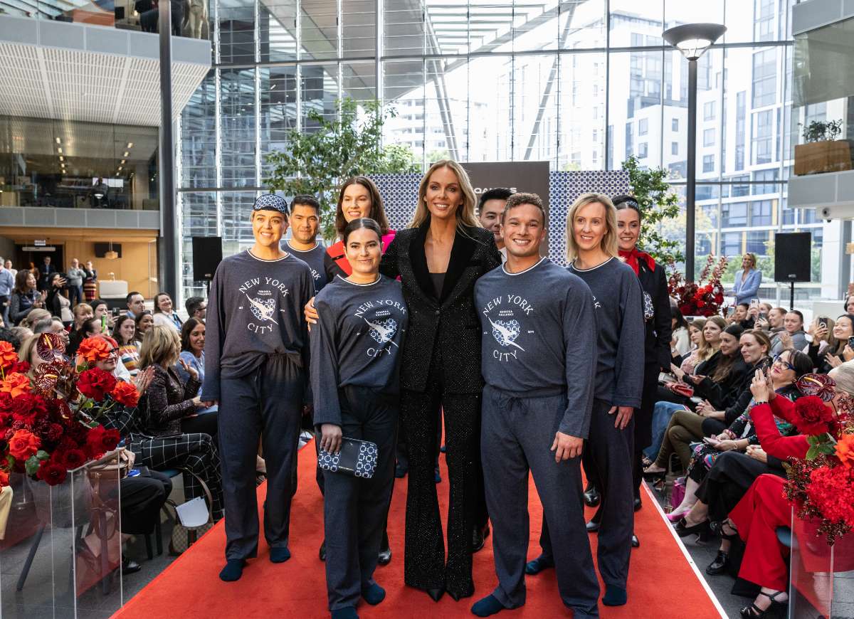 Qantas - Rebecca Vallance and Qantas staff on runway