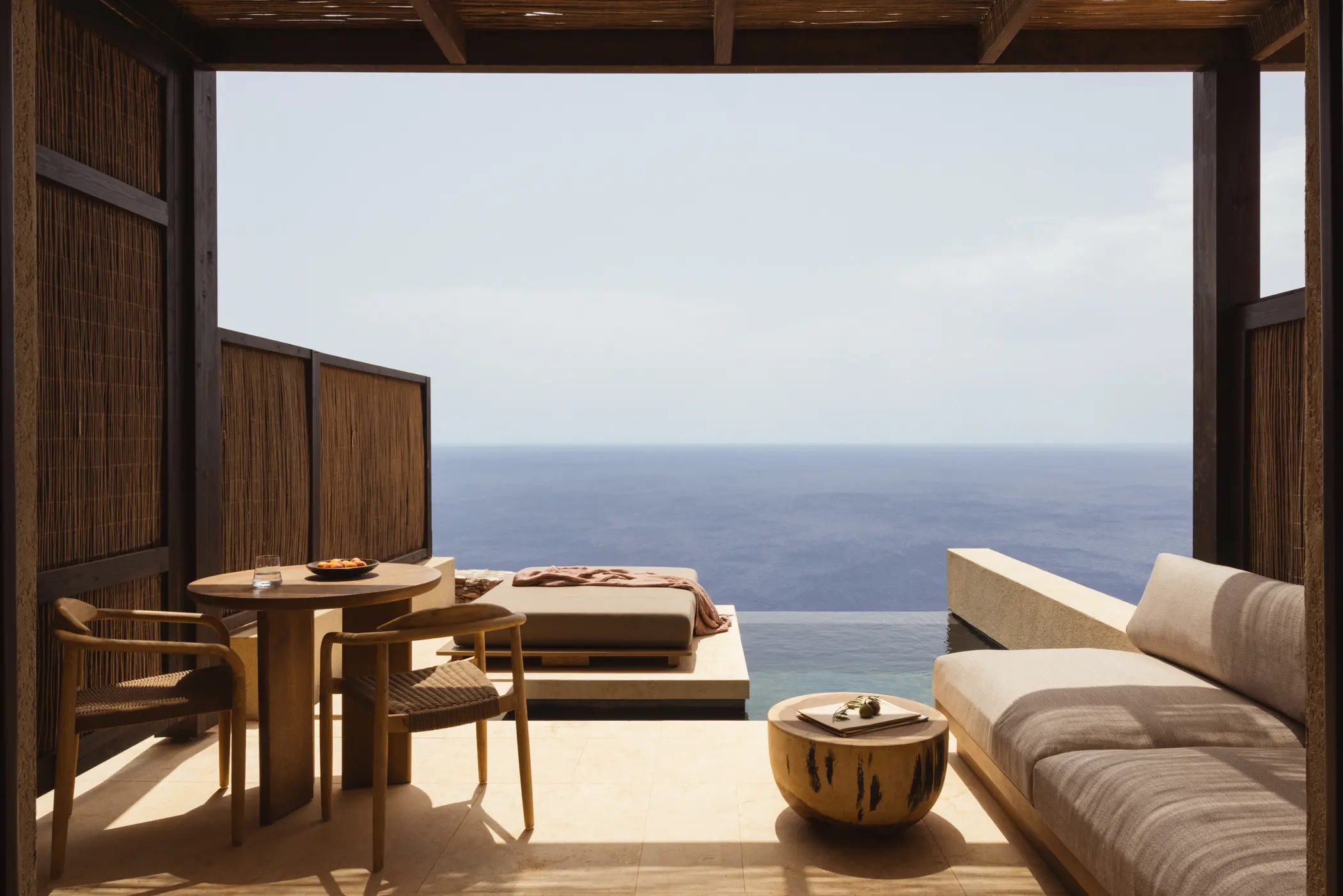A suite at Gundari, Folegandros, Greece