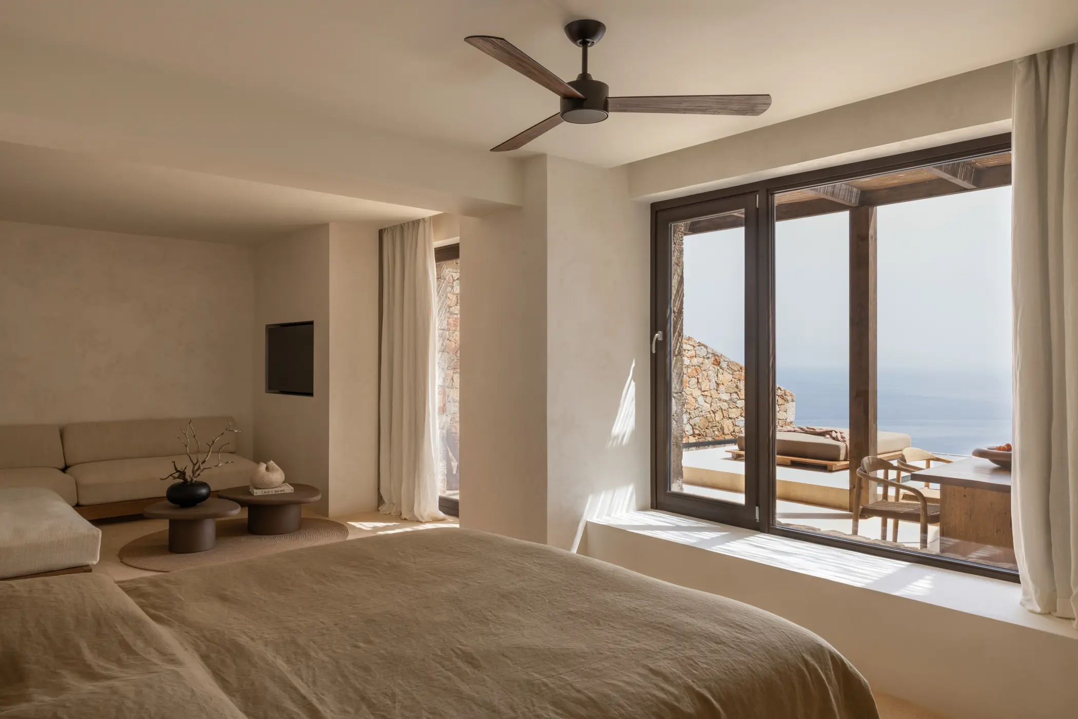 A suite at Gundari, Folegandros, Greece