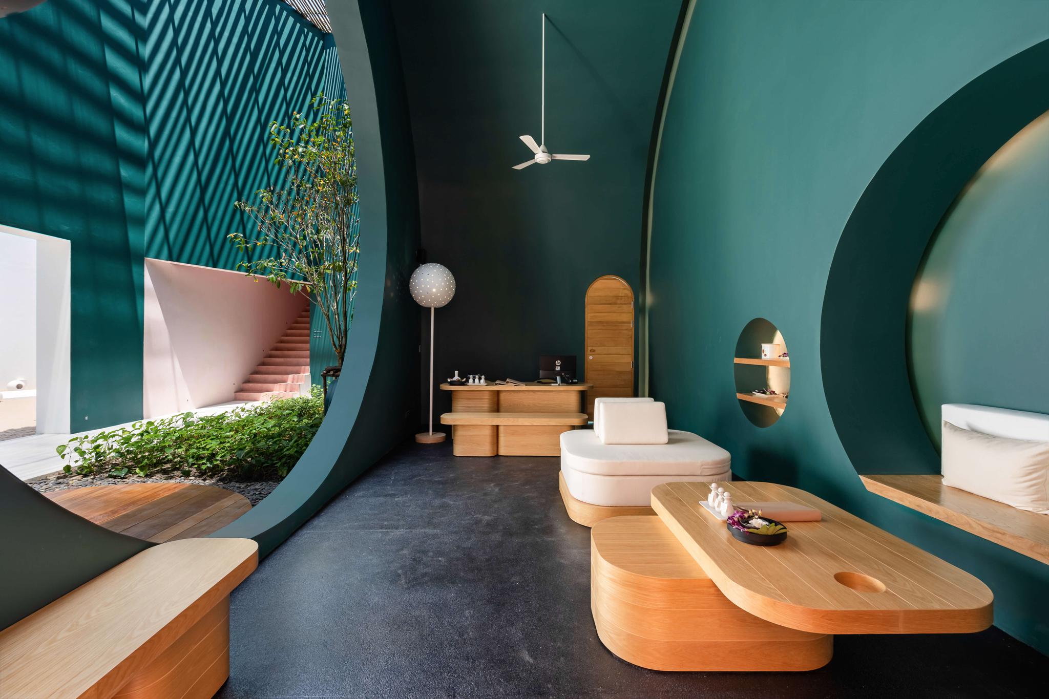 Dreamy Lunar-Inspired Spa Opens in Koh Samui