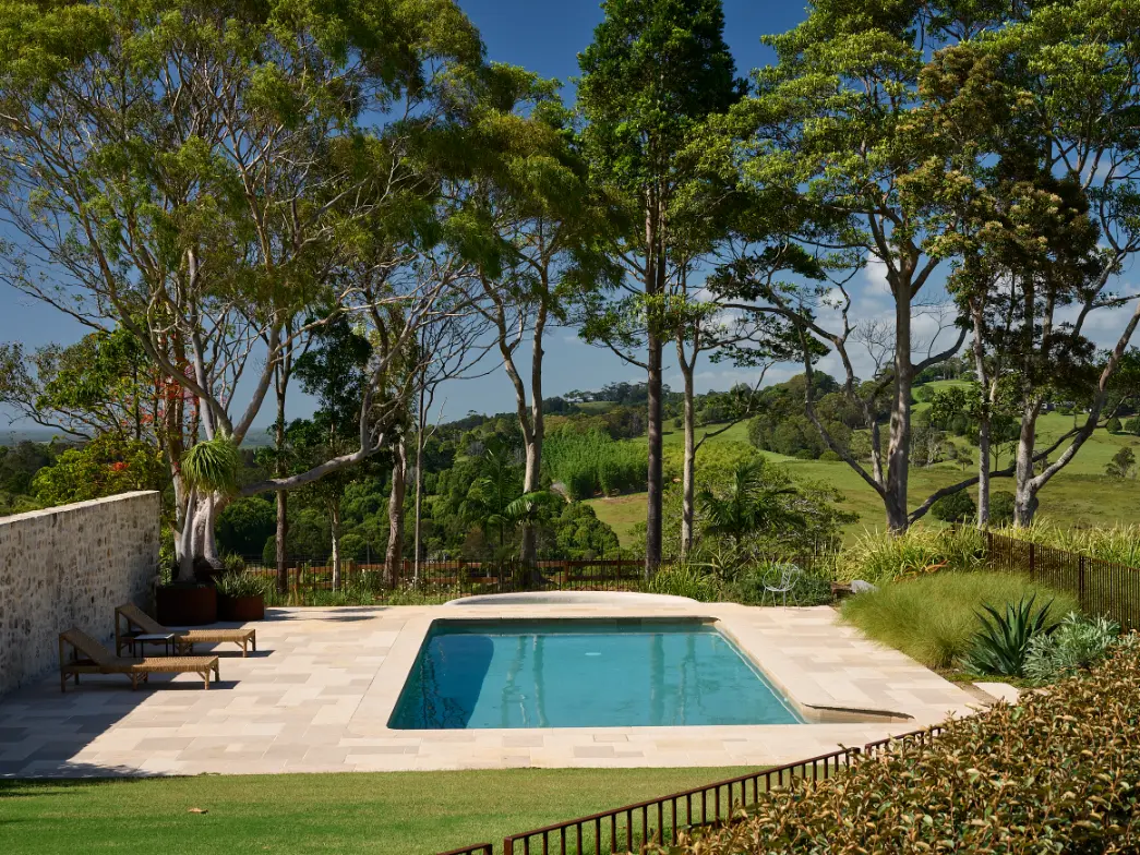 Luxurious Italian-style farmhouse Lo Scoglio Opens in Byron Bay