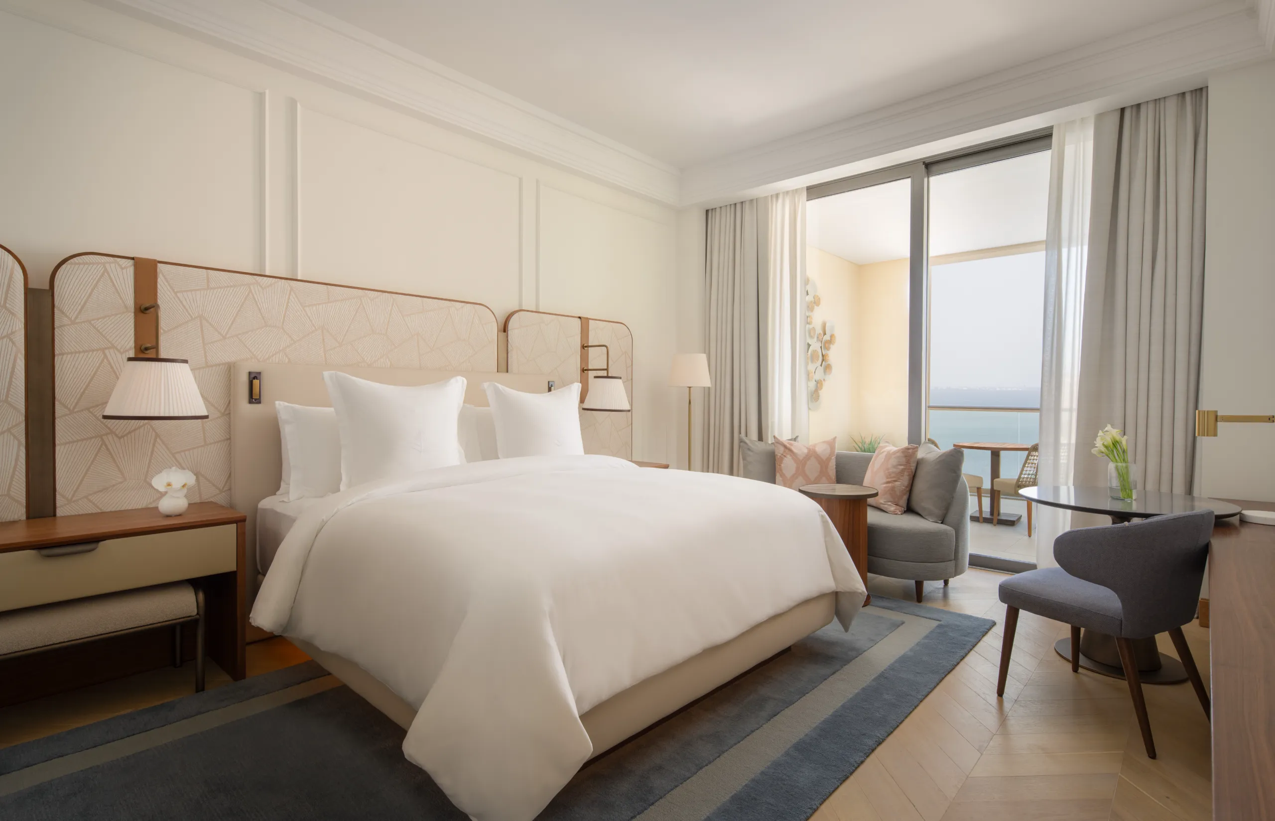 Four Seasons Resort and Residences at The Pearl-Qatar - Bedroom