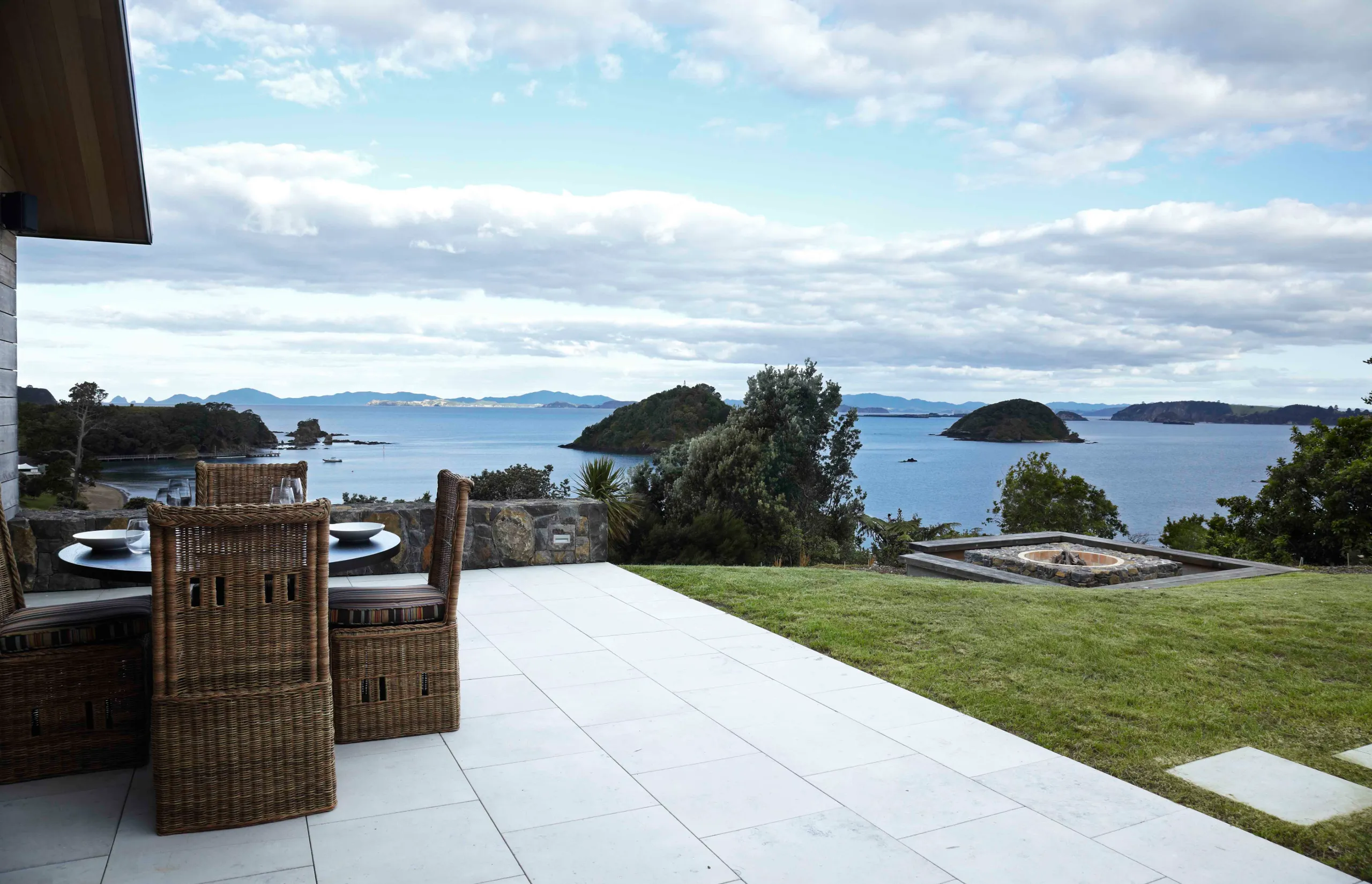 The Landing, NZ - Gabriel outside area with view