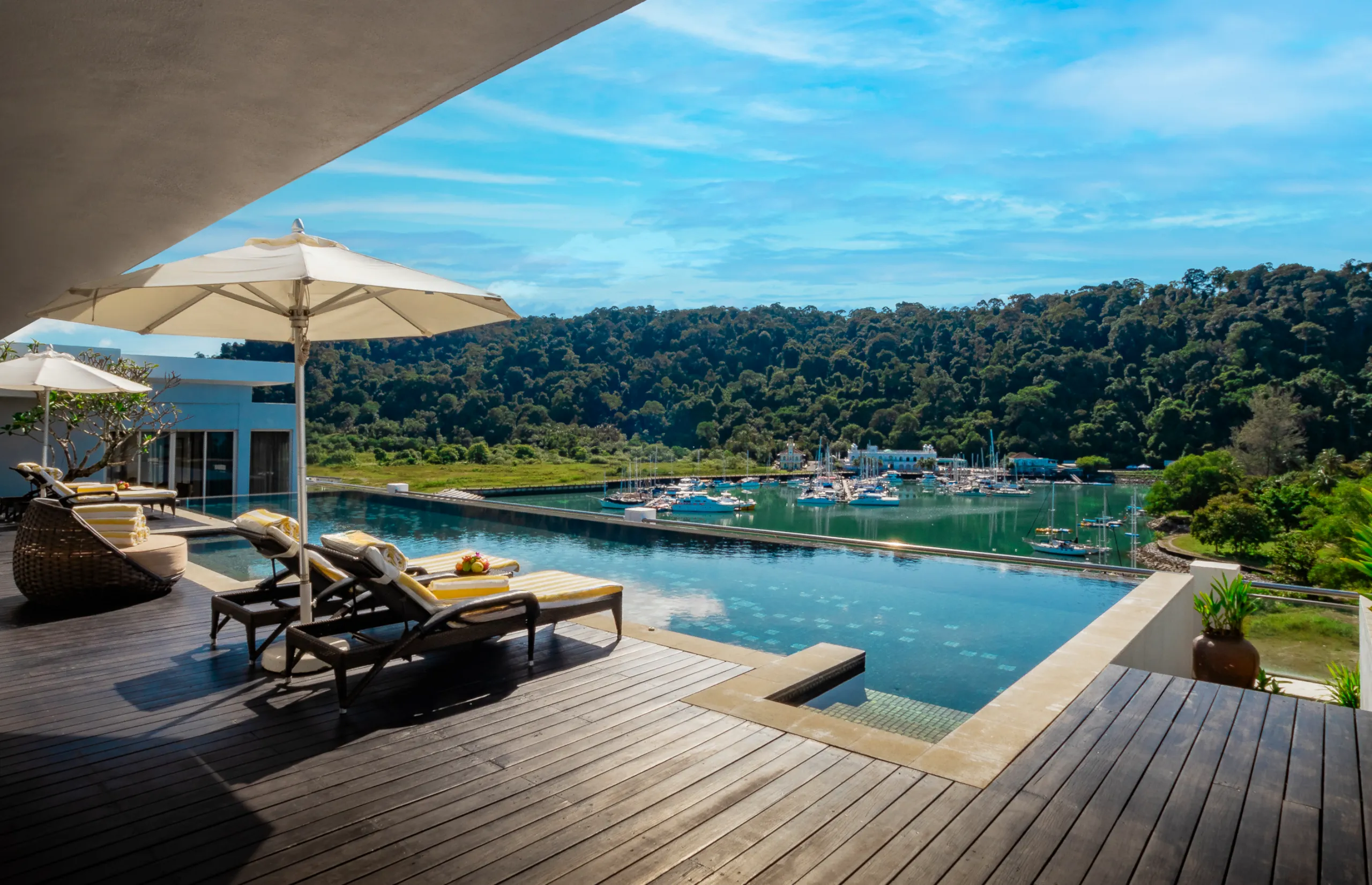 The Danna Langkawi - Marina 4-Bay Suite