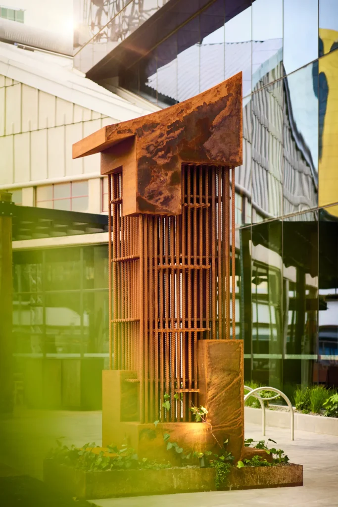1 Hotel Melbourne Monument | Image Credit Mikkel Vang