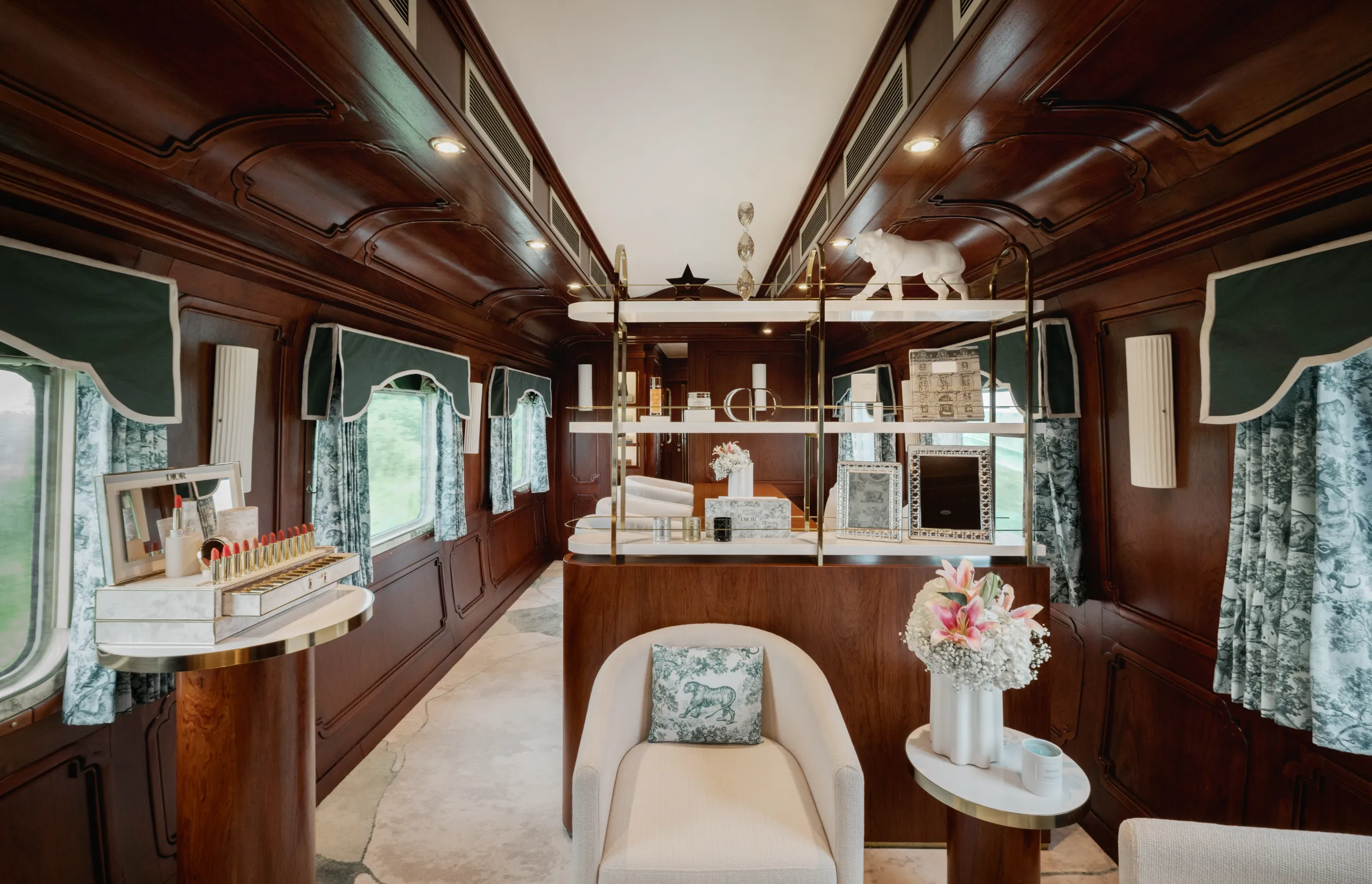 Eastern & Oriental Express - dior oeo pierremouton