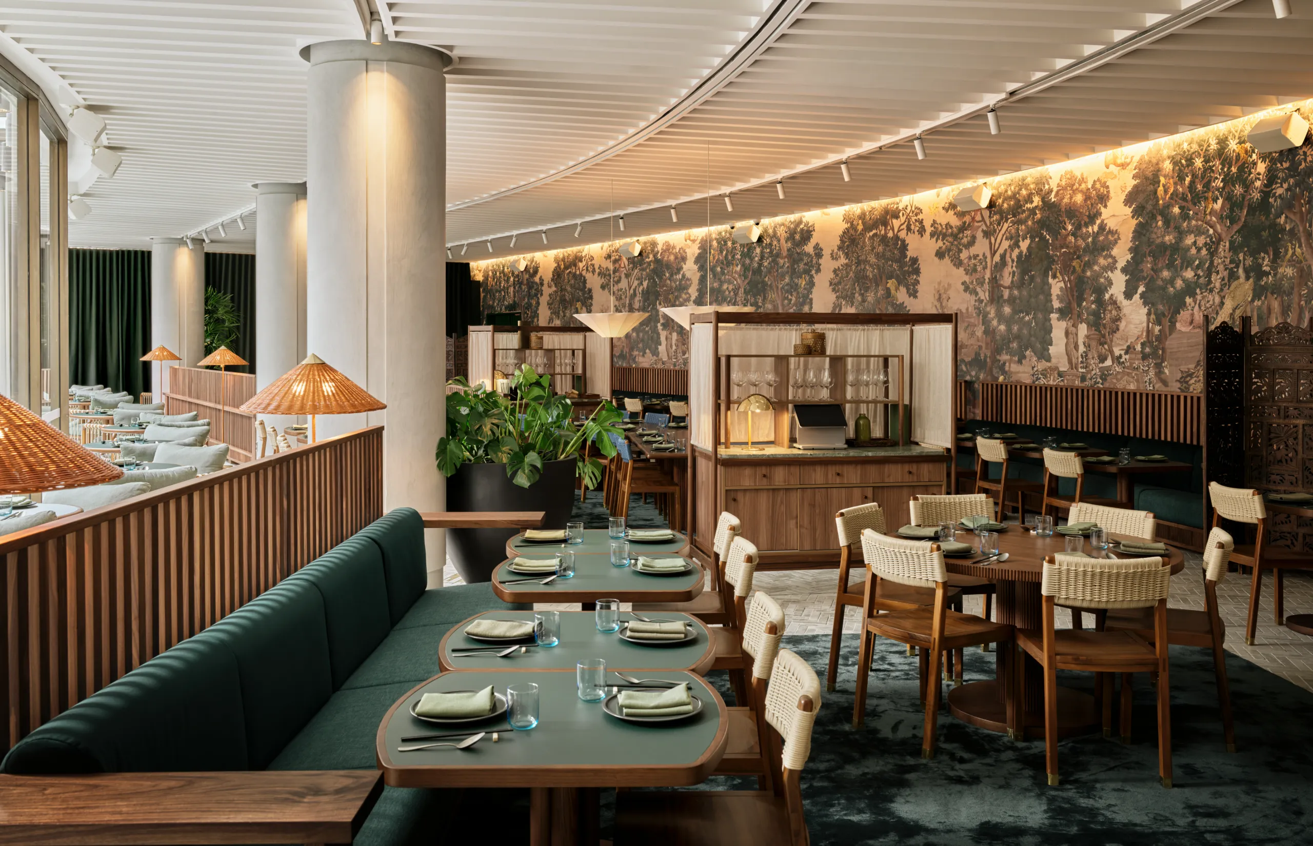 Sofitel Sydney Wentworth - Delta Rue Steven Woodburn