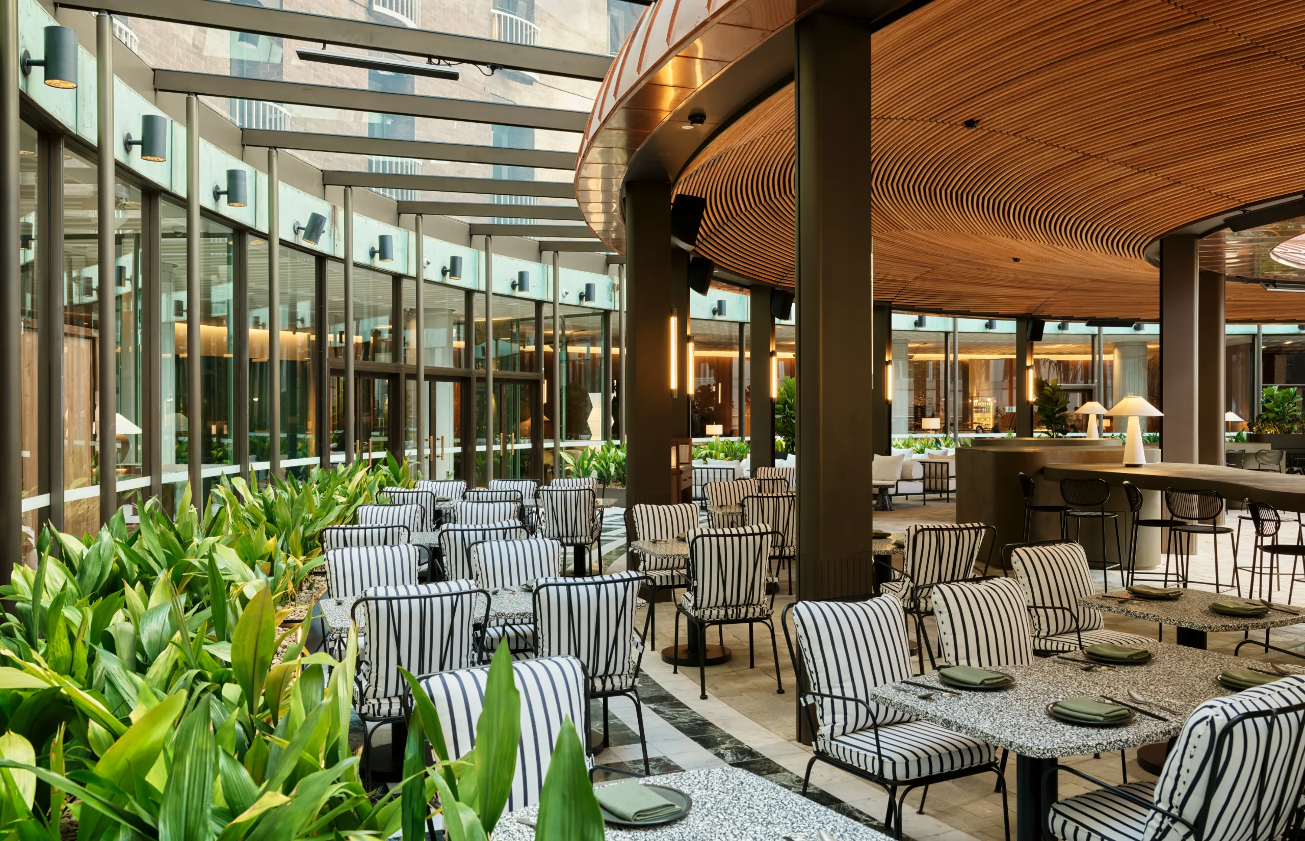 Sofitel Sydney Wentworth - Outdoor Dining - Delta Rue - Steven Woodburn