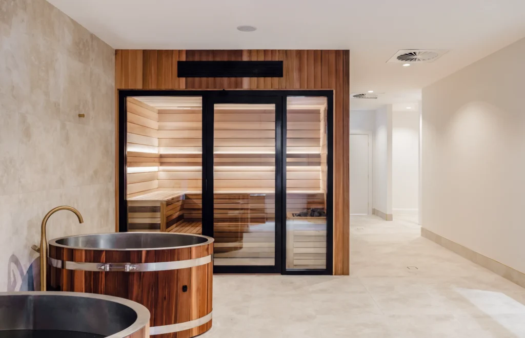 The Pillars | Ice baths and sauna | Credit: Joe Chang
