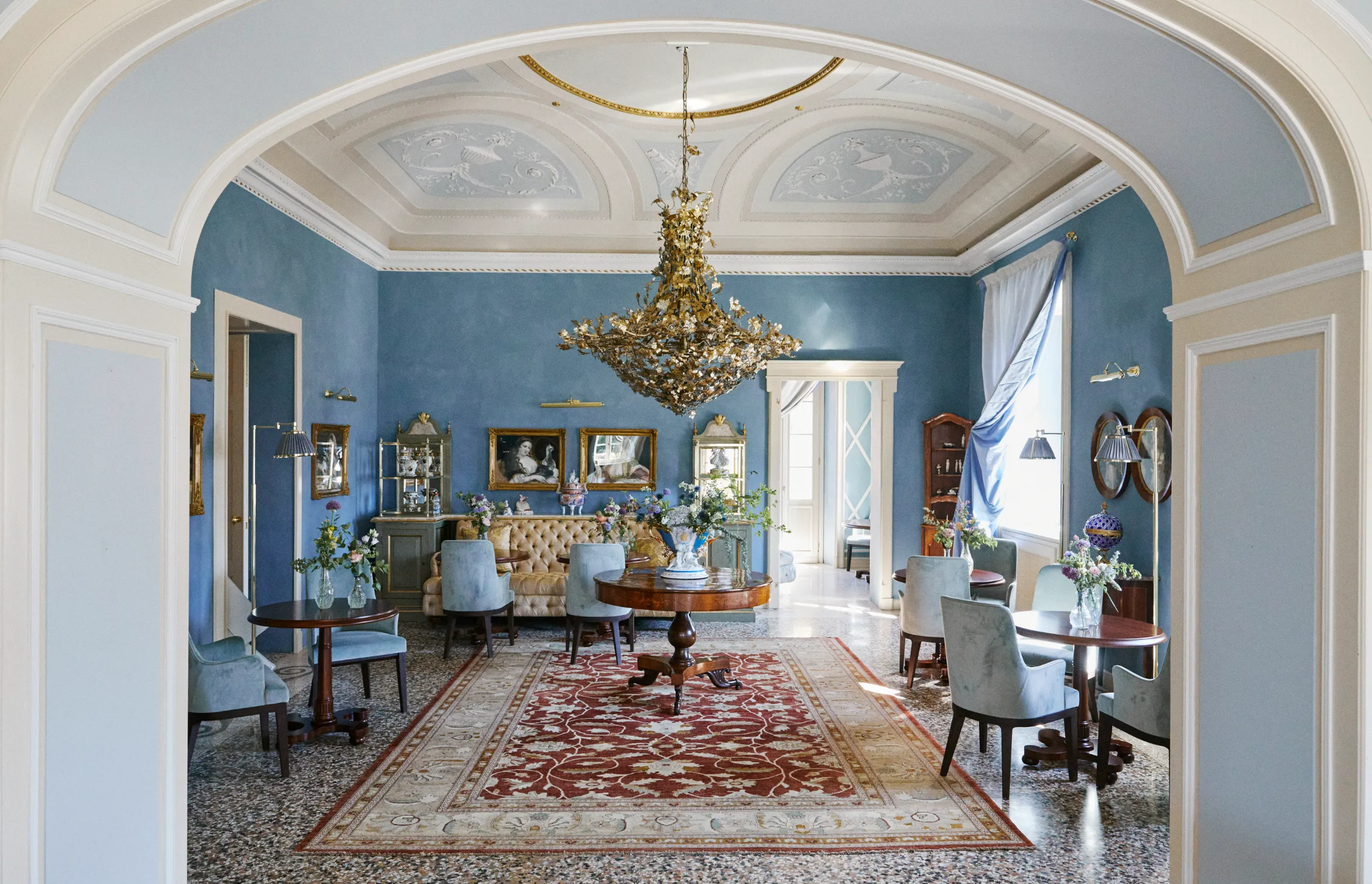 Lake Como | Sala delle Dame © Stefan Giftthaler