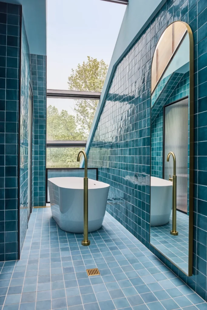 25hours Hotel The Olympia – Dreamer Room - Bathtub