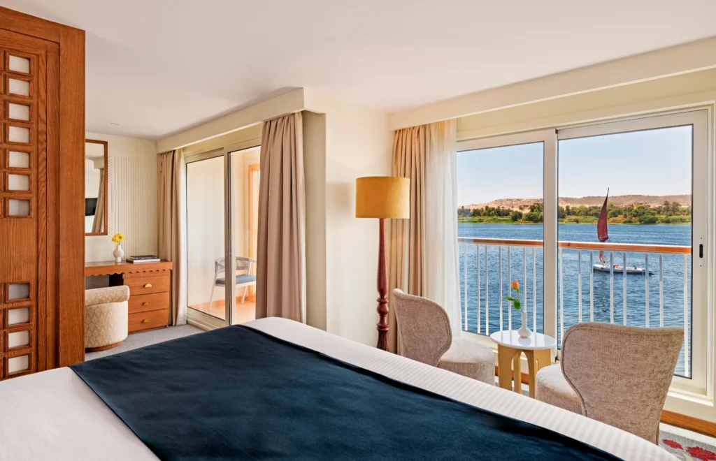 AmaWaterways | AmaLilia LS Suite Twin Balcony