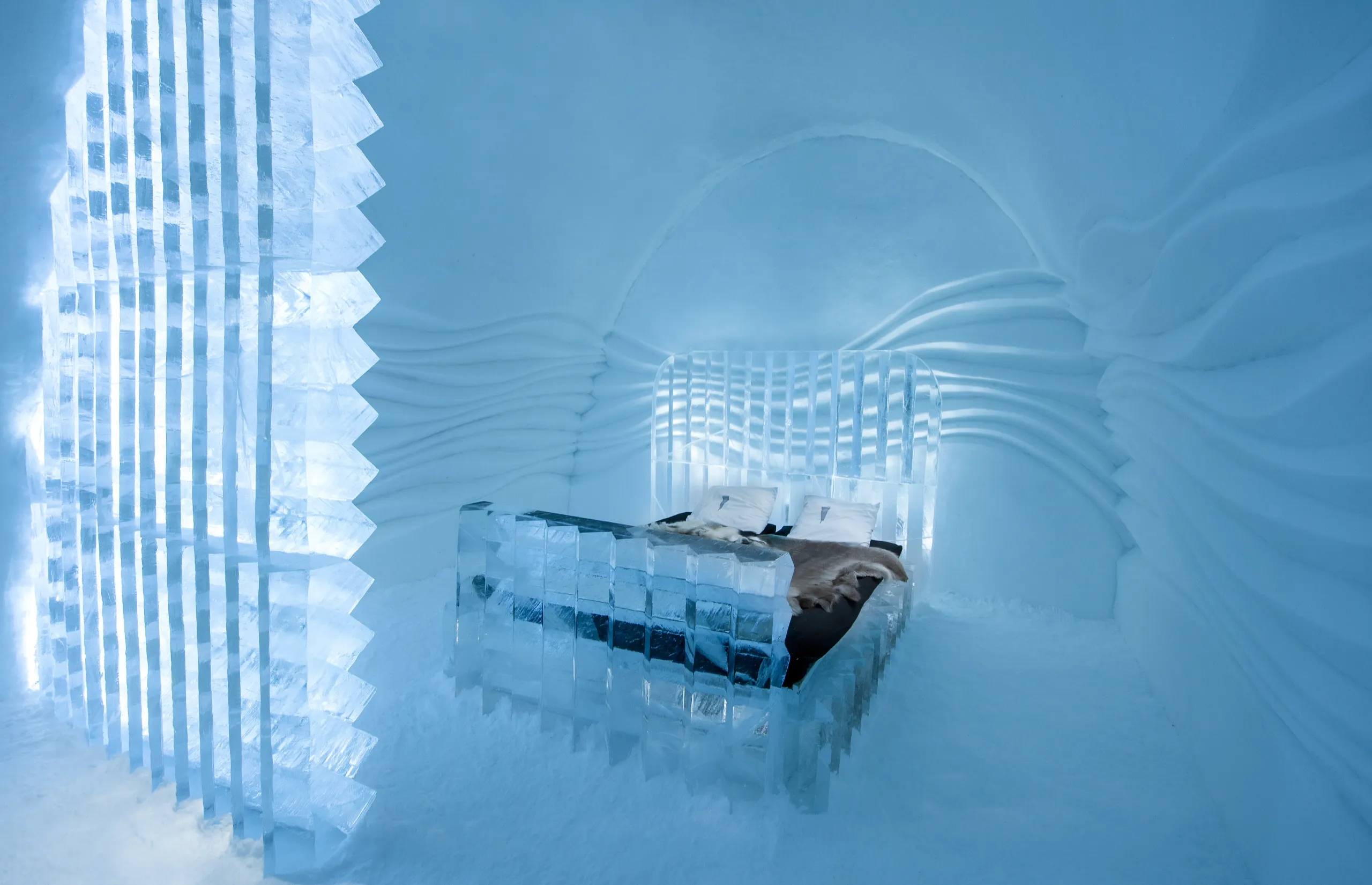 Arctic luxury stays | Ice Hotel room | Asaf Kliger/magebank.sweden.se