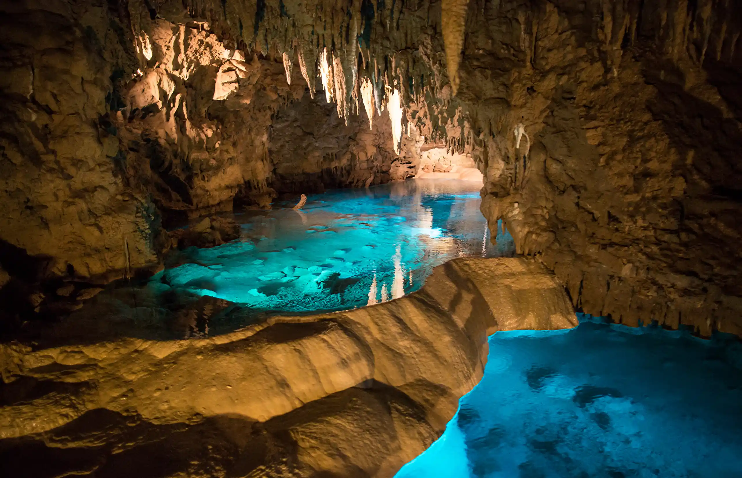 Gyokusendo Cave, Okinawa | Japan