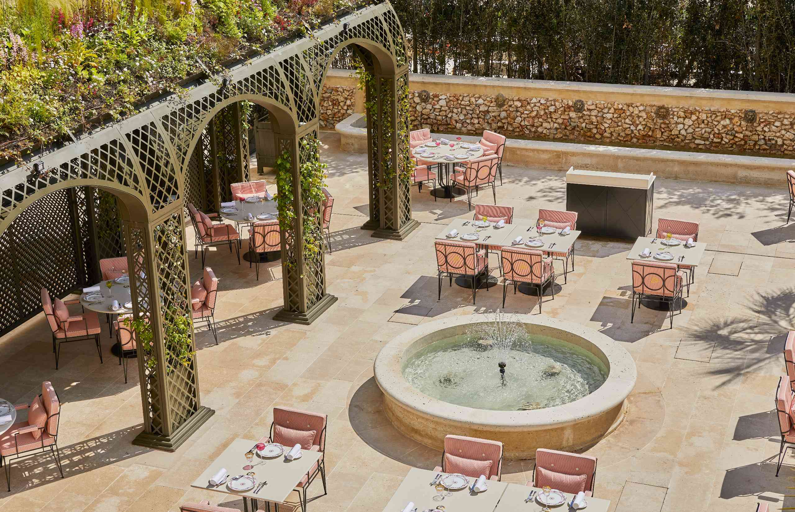 Restaurant - Terrasse | Airelles Le Grand Contrôle Versailles