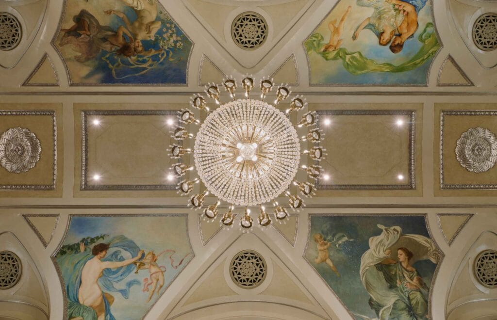 Waldorf Astoria New York | Silver Corridor | Hilton