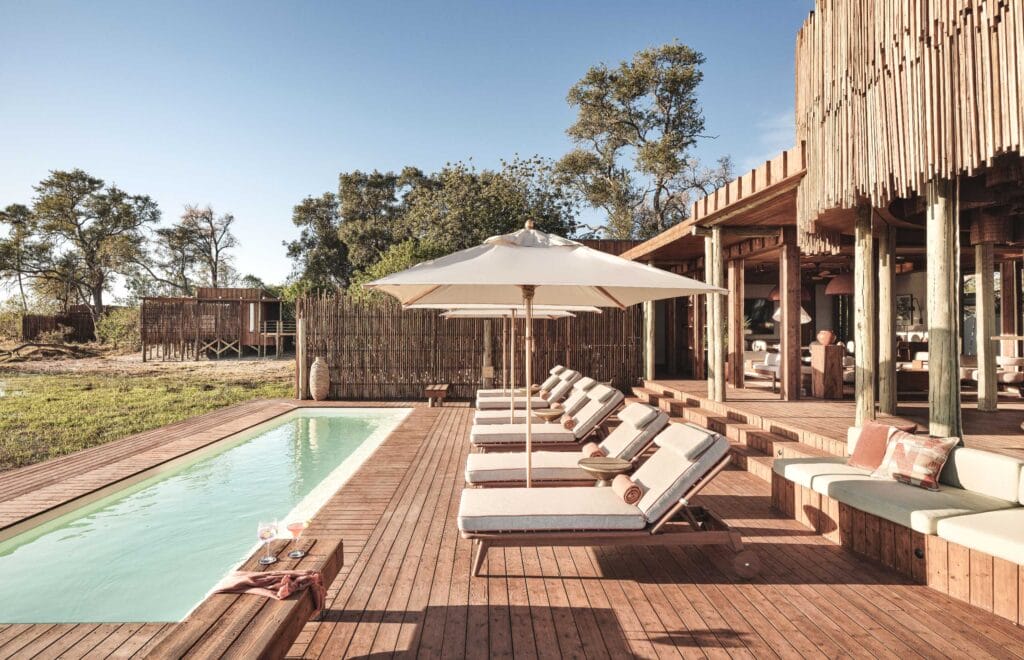 Baines’ Lodge | Pool