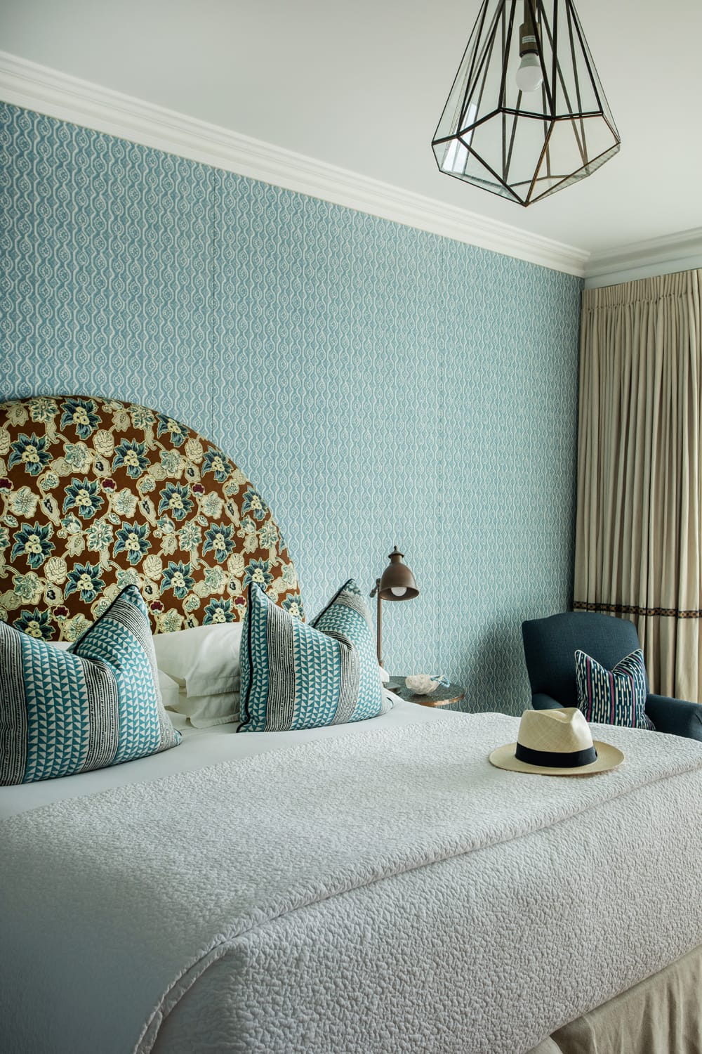 Halcyon House Deluxe Room