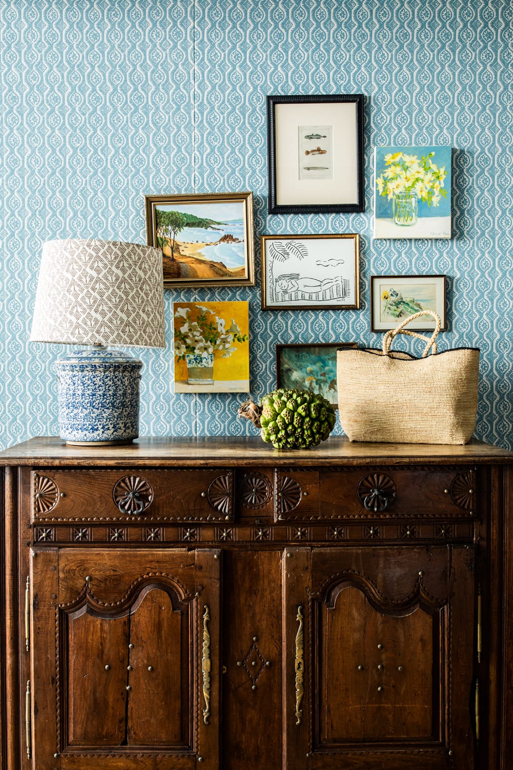 Halcyon House Deluxe Room