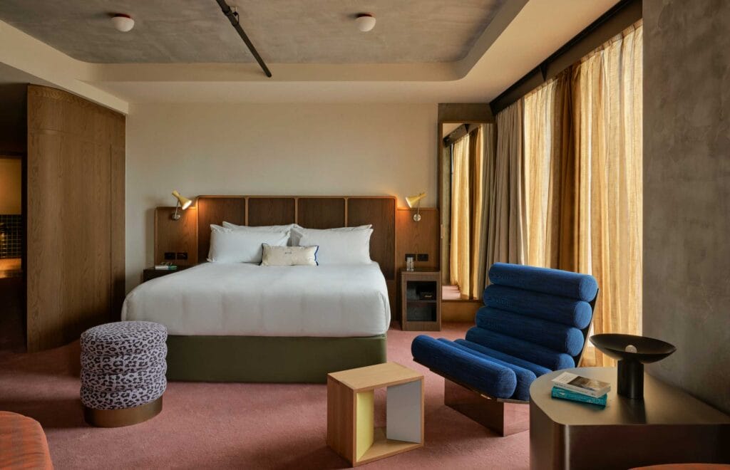 Hannah St Hotel, Melbourne | Lookout Corner Suite