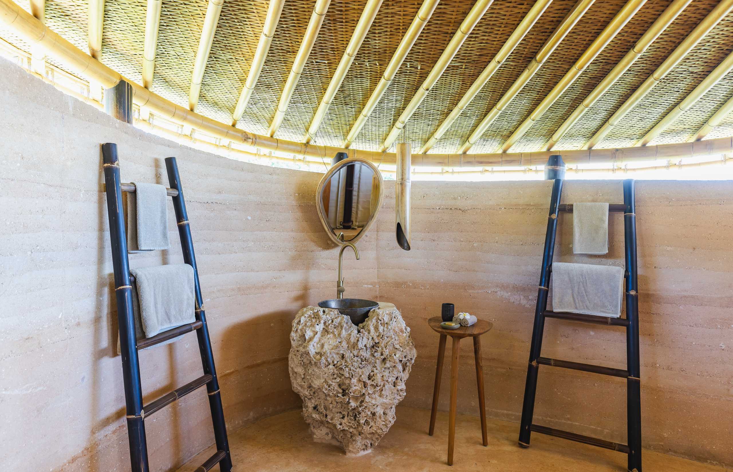 Tent Suites Sacred Comfor | Intaaya Nusa Penida