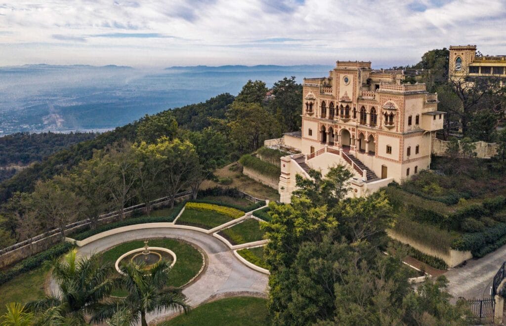 Ananda Palace and Valley | Places to stay in the Himalayas