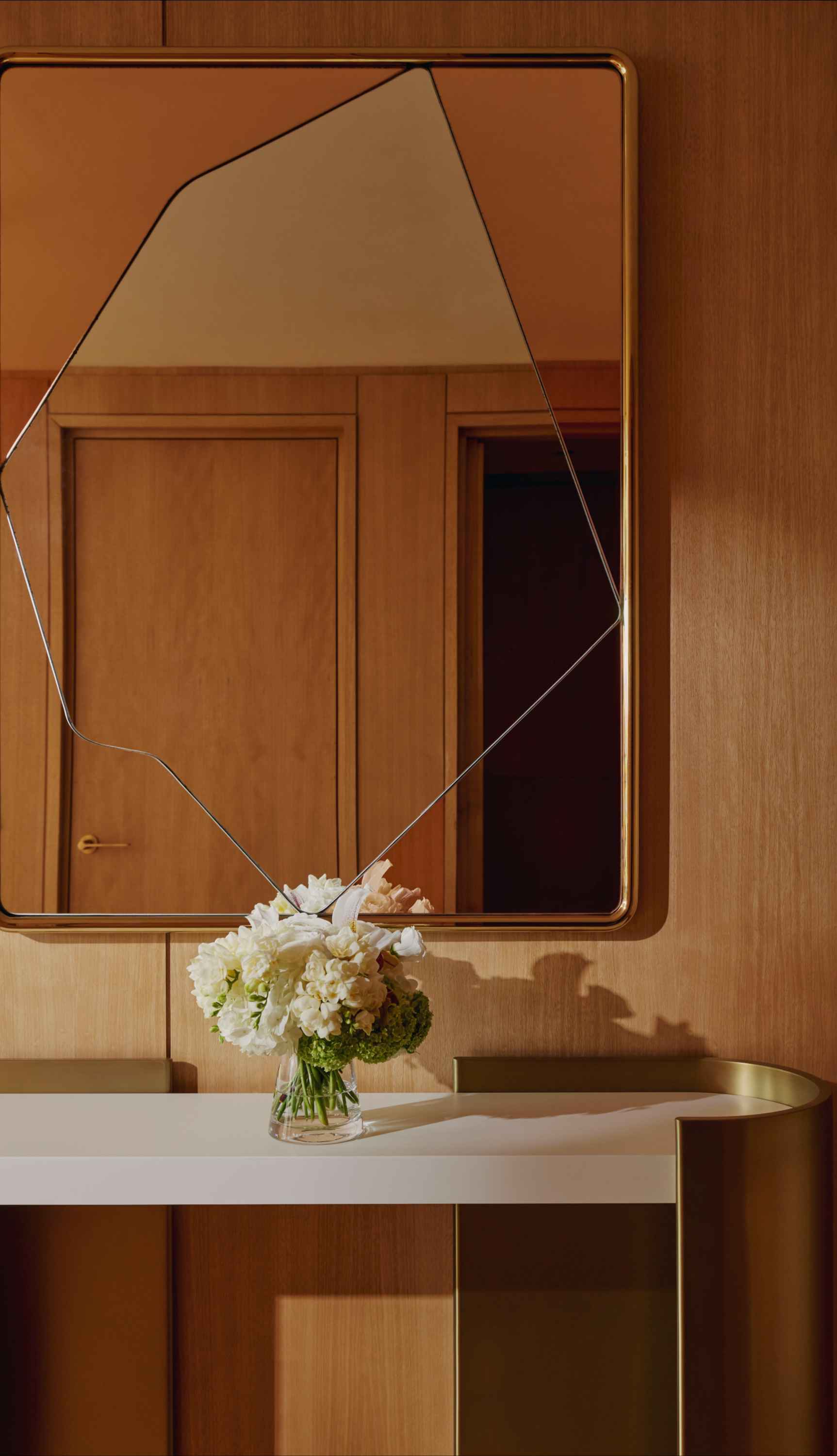 The Emory Deluxe Balcony Park Suite | The Emory London review