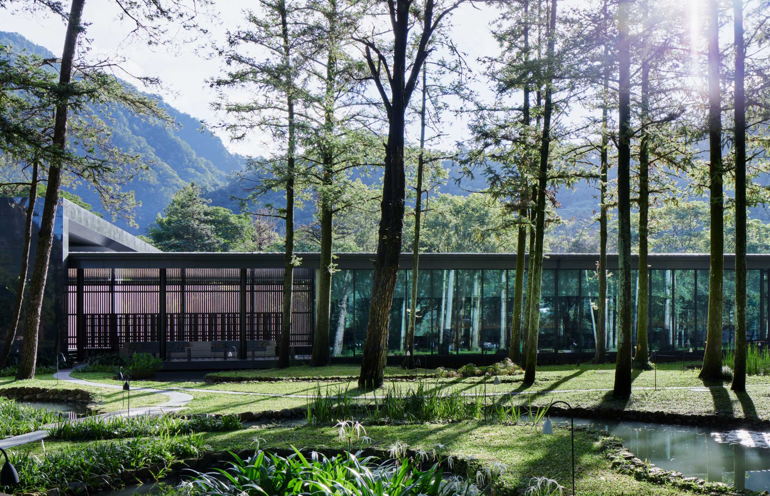Water Garden | Credit: HOSHINOYA Guguan | Taiwan hot springs