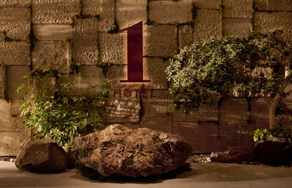 1 Hotel Tokyo | 8th Floor Sign | Image Credit: Mikkel Vang