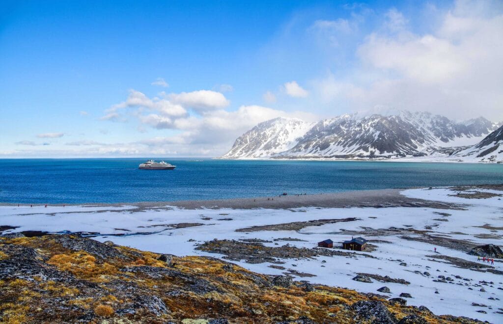 Magdalenefjord in Spitzbergen, Svalbard. Image credit: Noémie Watel / Ponant Studio