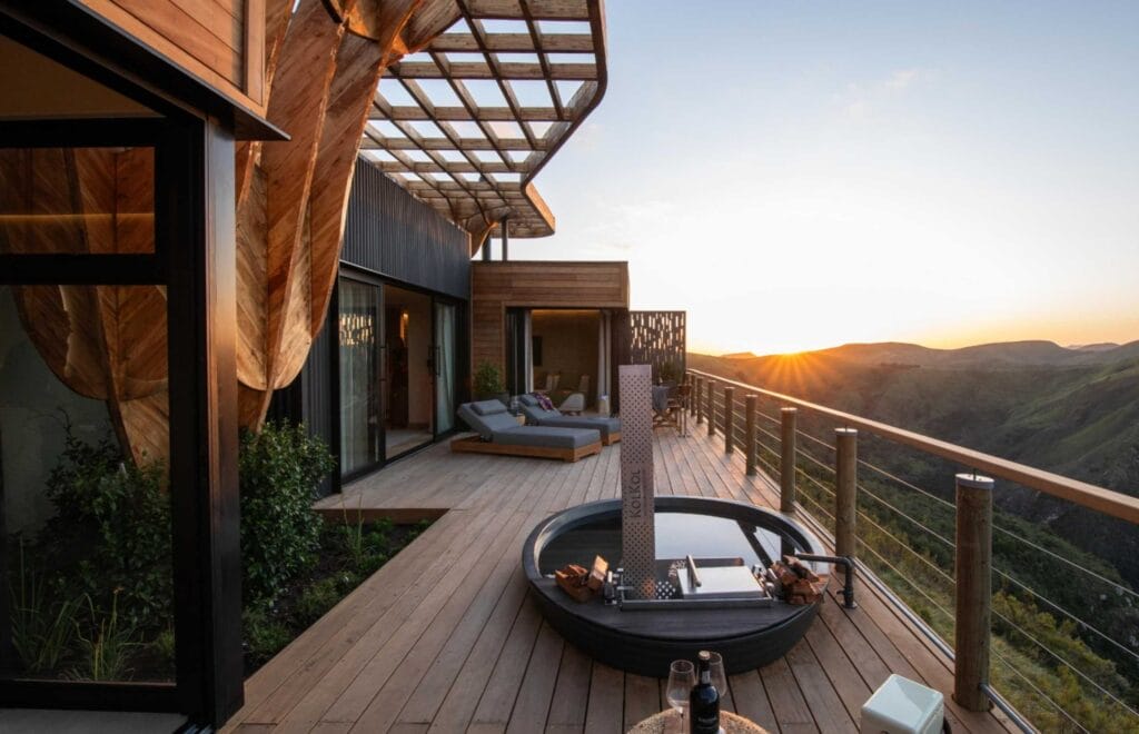 Mantis Hiddn in Addo - Room Balcony with Hot Tub