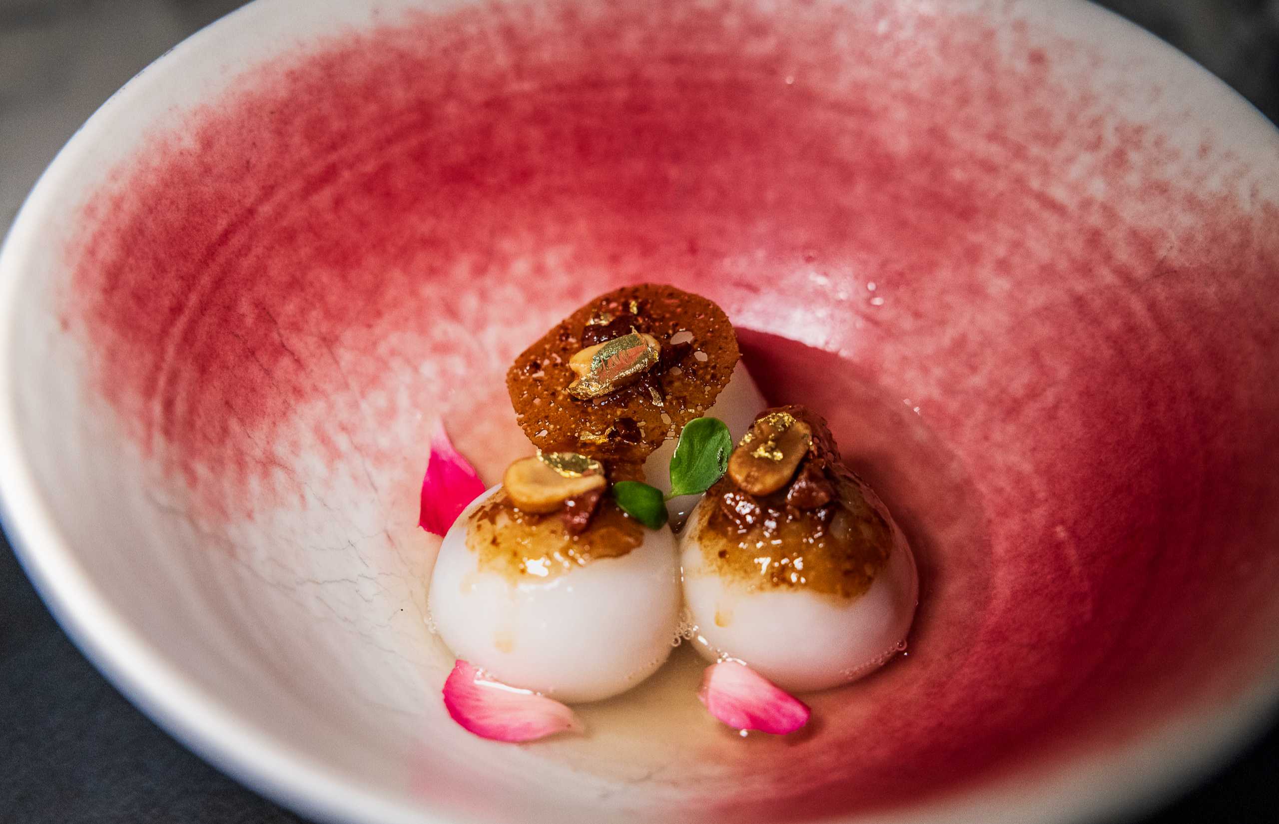 Food in Ritz-Carlton Luminara yacht