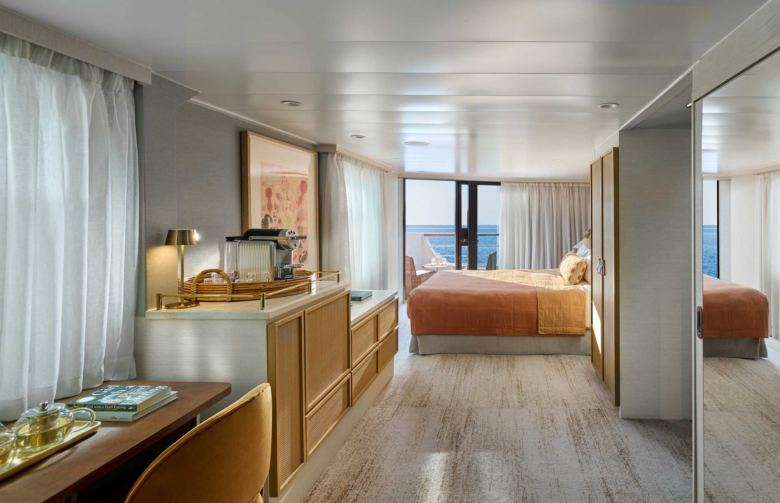 Paspaley Pearl Bedroom | Credit: Pearl Expeditons