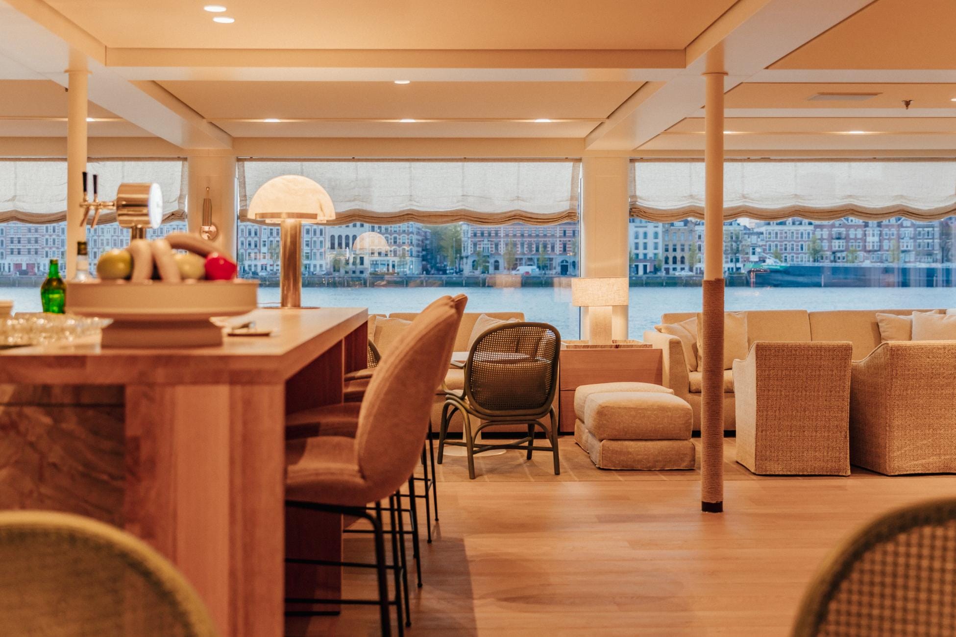 Solara Salon Lounge