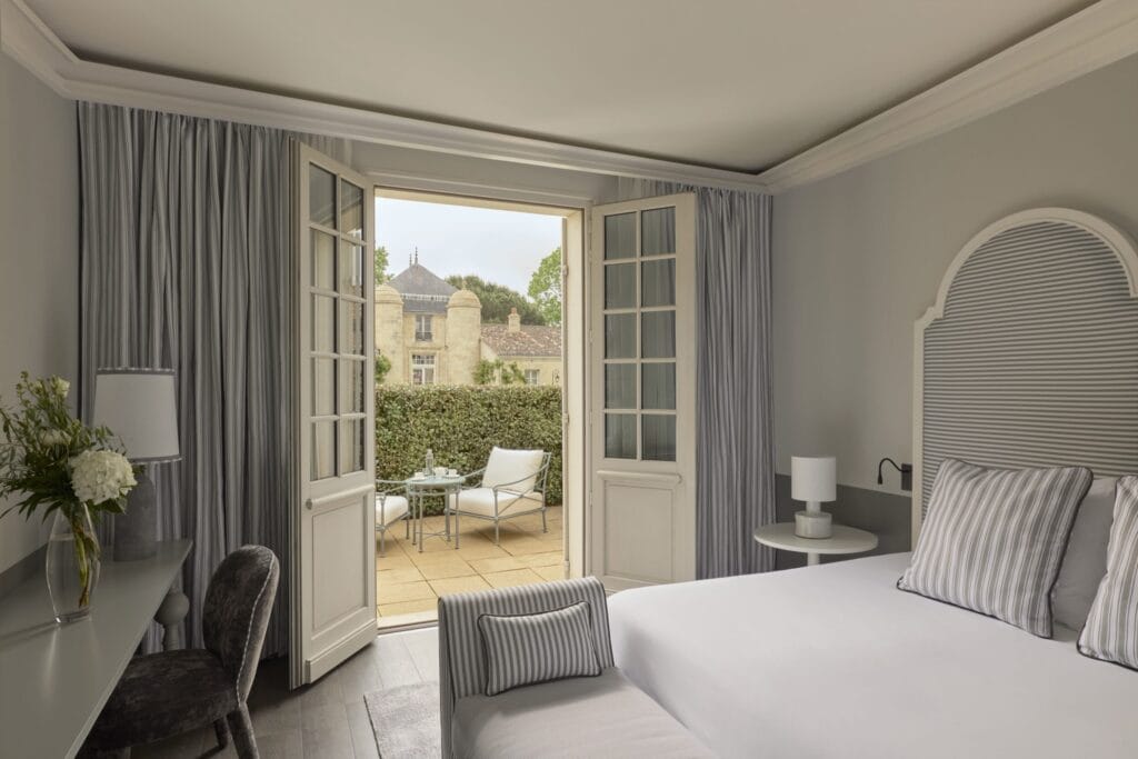 Garden Terrace room at COMO Cordeillan-Bages with vineyard views, Pauillac Médoc