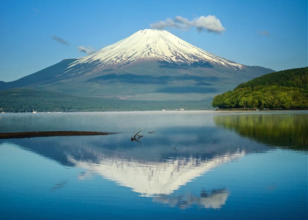 Mt Fuji is Japan’s highest peak located 100 kms from Tokyo