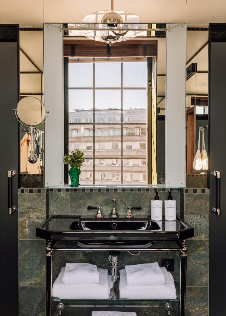 Heritage Suite at the Sommerro House hotel