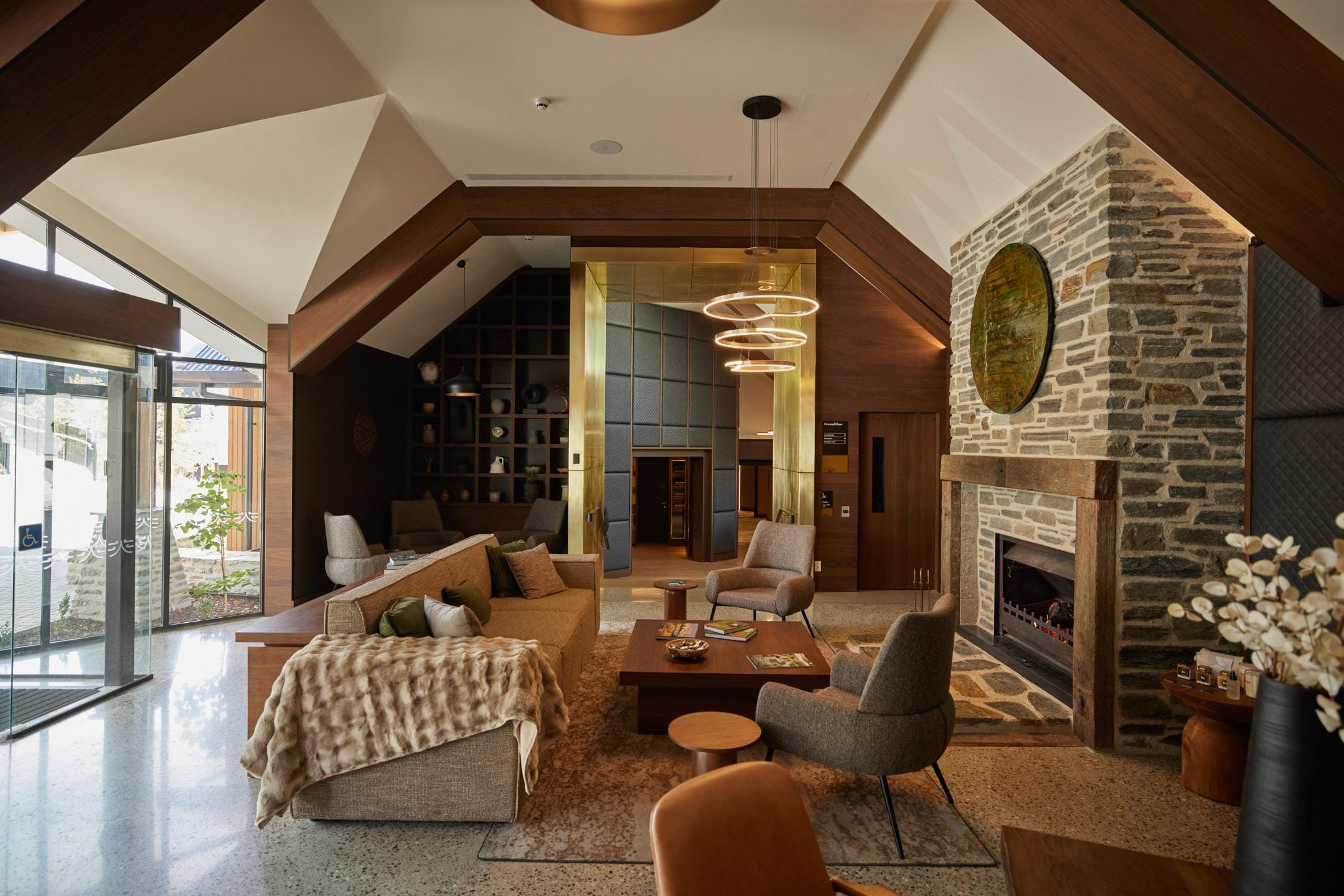 Coronet Ridge Resort Lobby