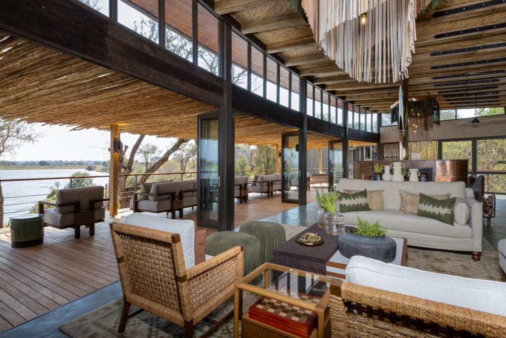 Bar and lounge area at Sandringham Private Game Reserve, Sabi Sabi Collection