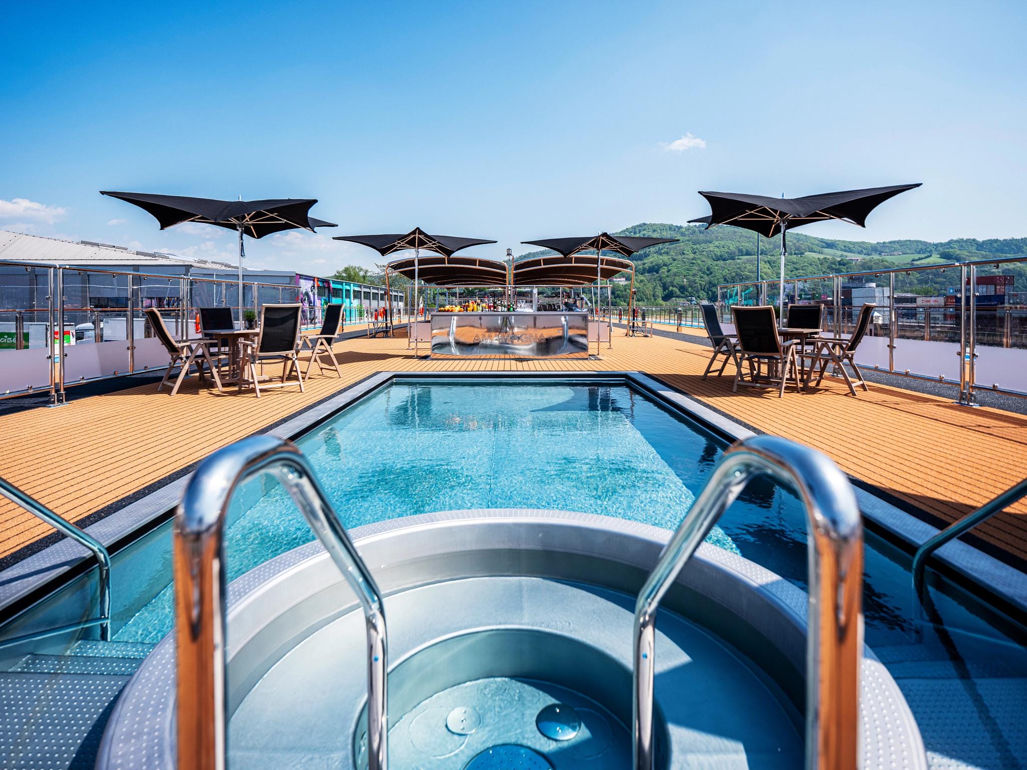 AmaMagna Pool