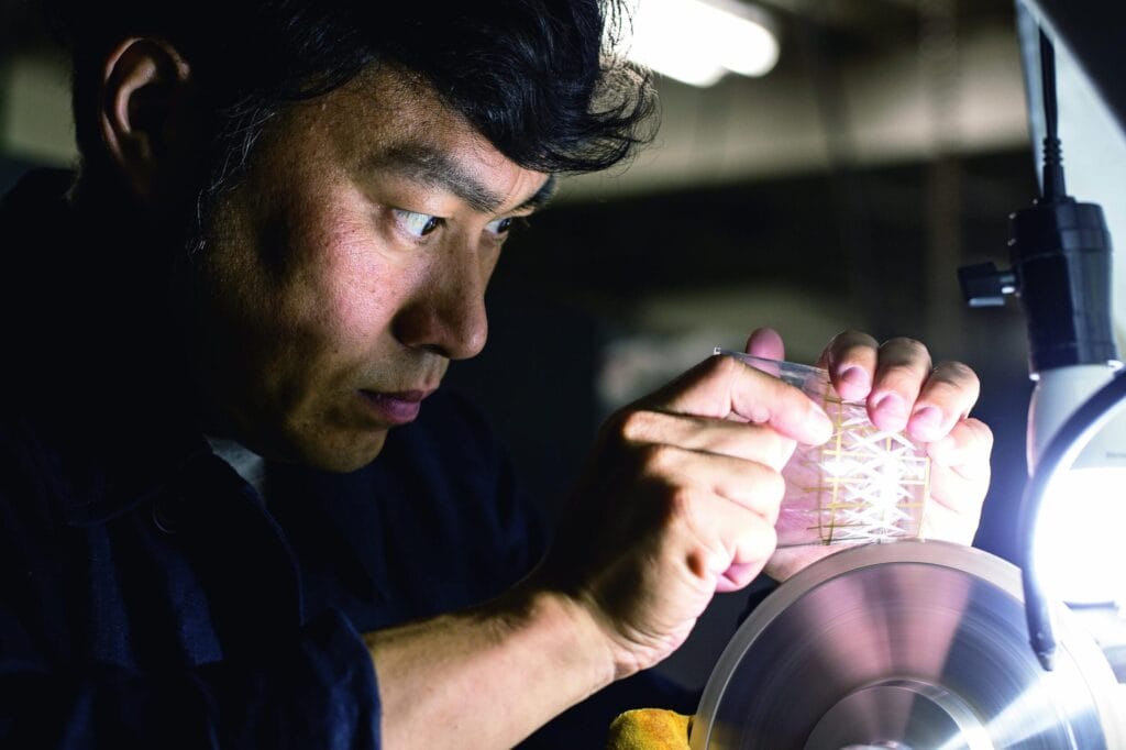 Toru Horiguchi, a master artisan practicing Edo Kiriko