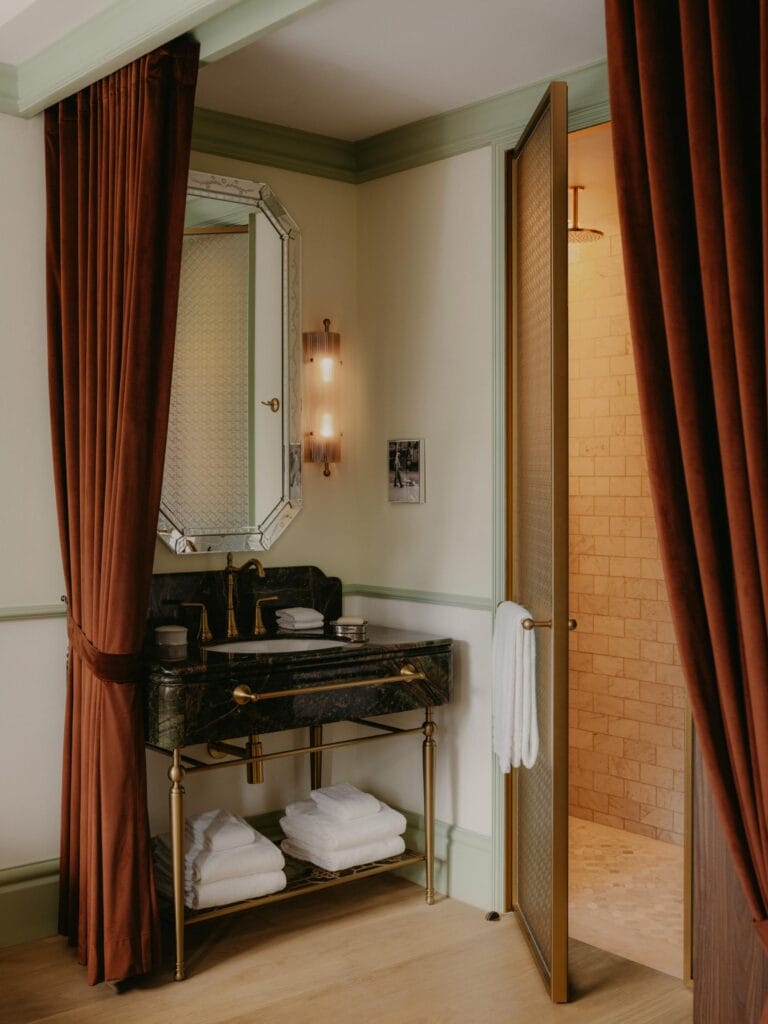 Nomad Hilton Singapore Room