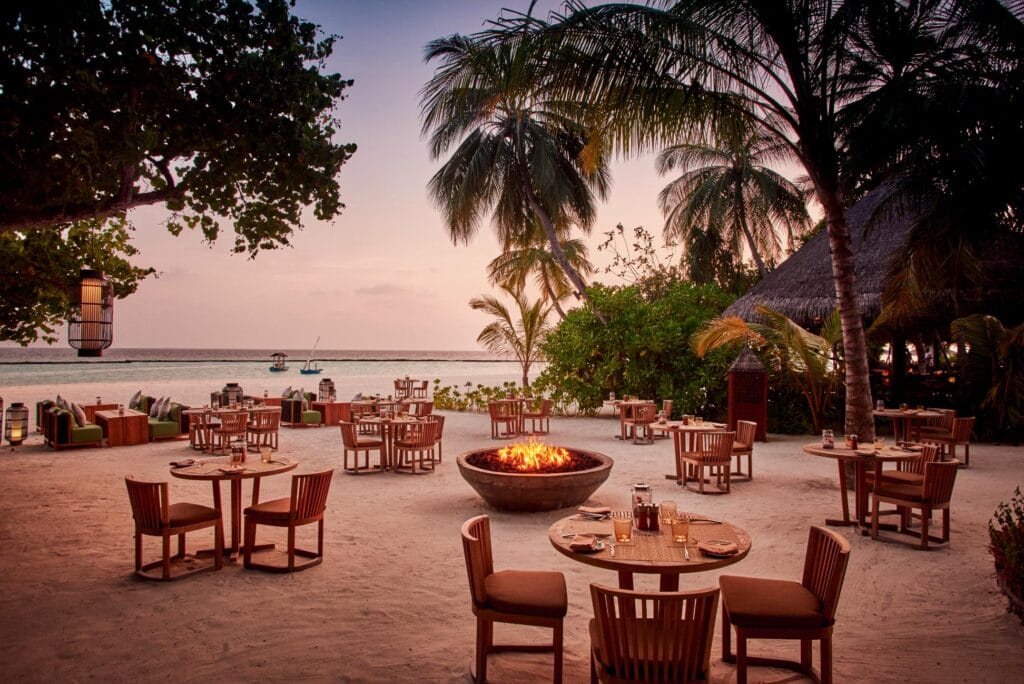 Meeru Restaurant at Constance Halaveli