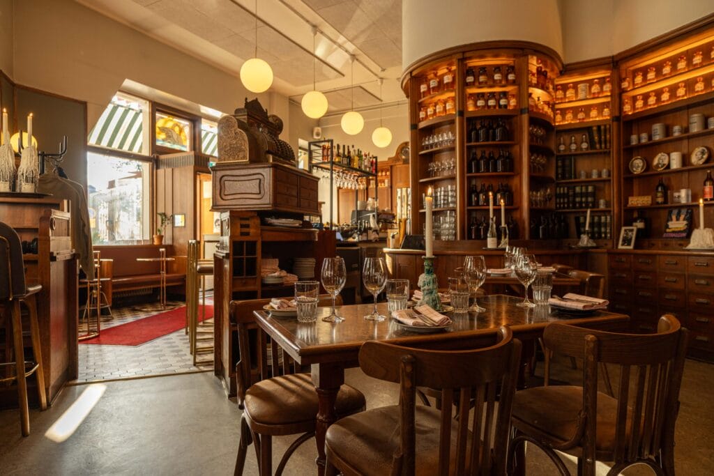 Viinibaari Apotek (Wine Bar Apotek)